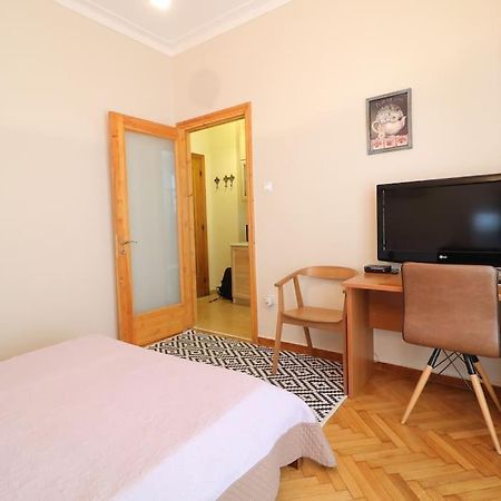 Restful Apartment - Syntagma Square Atenas Exterior foto