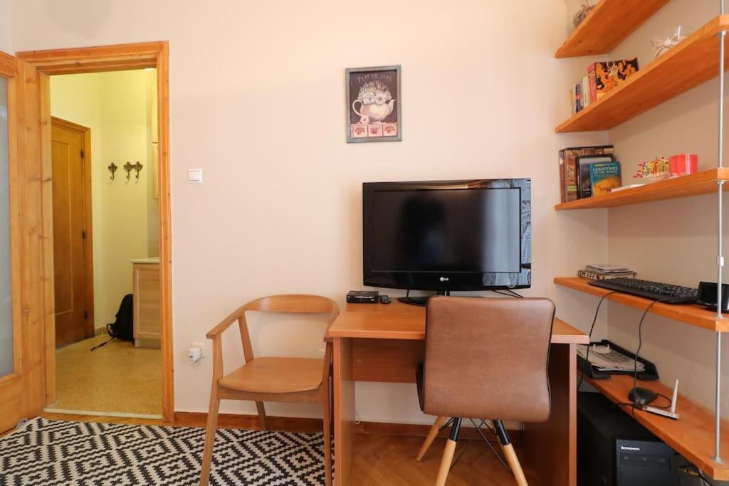 Restful Apartment - Syntagma Square Atenas Exterior foto